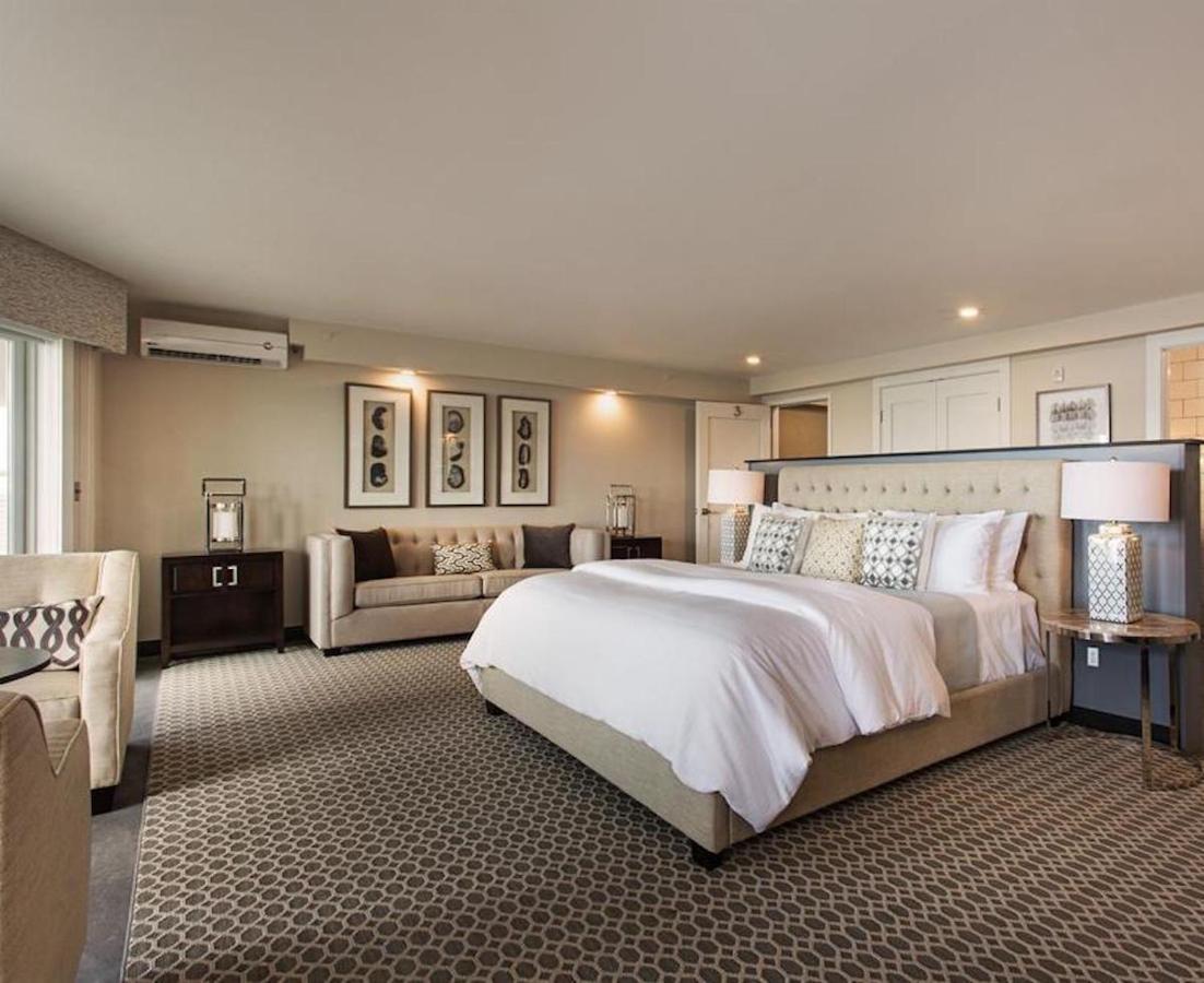 Fathoms Hotel & Marina Port Washington Экстерьер фото